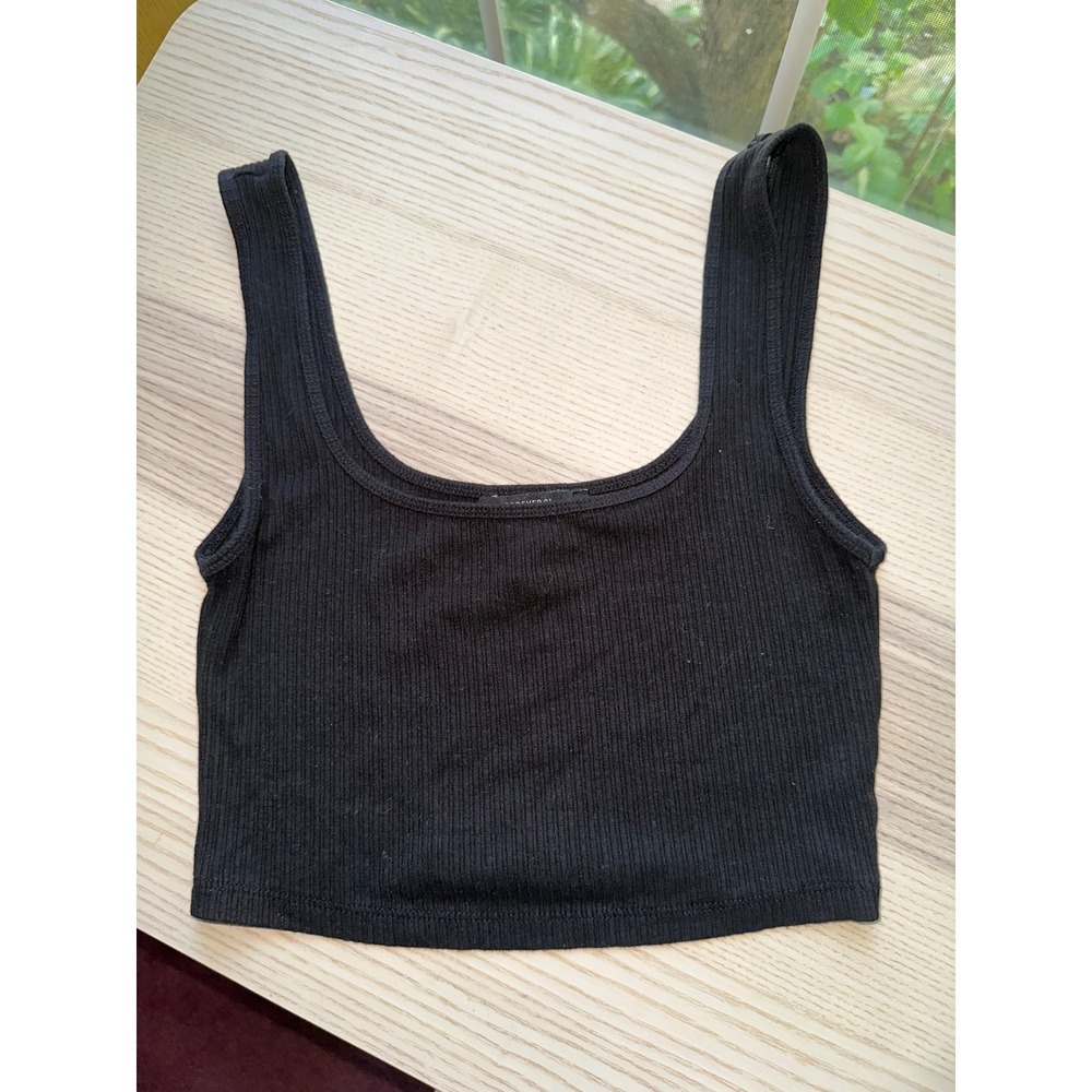 Forever 21 Black Ribbed Knit Scoop Neck Crop Top Tank Small